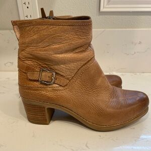 Dansko Hayley Boots Tan Size 38